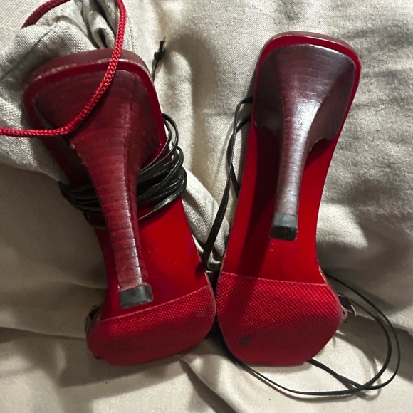 Valentino Garavani Green and Purple Floral Sandals - Picture 4 of 10